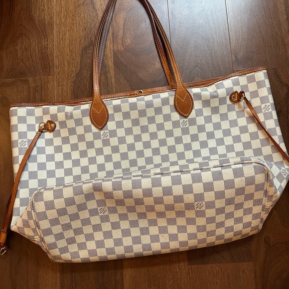 Louis Vuitton white tote bag - used - Picture 5 of 7